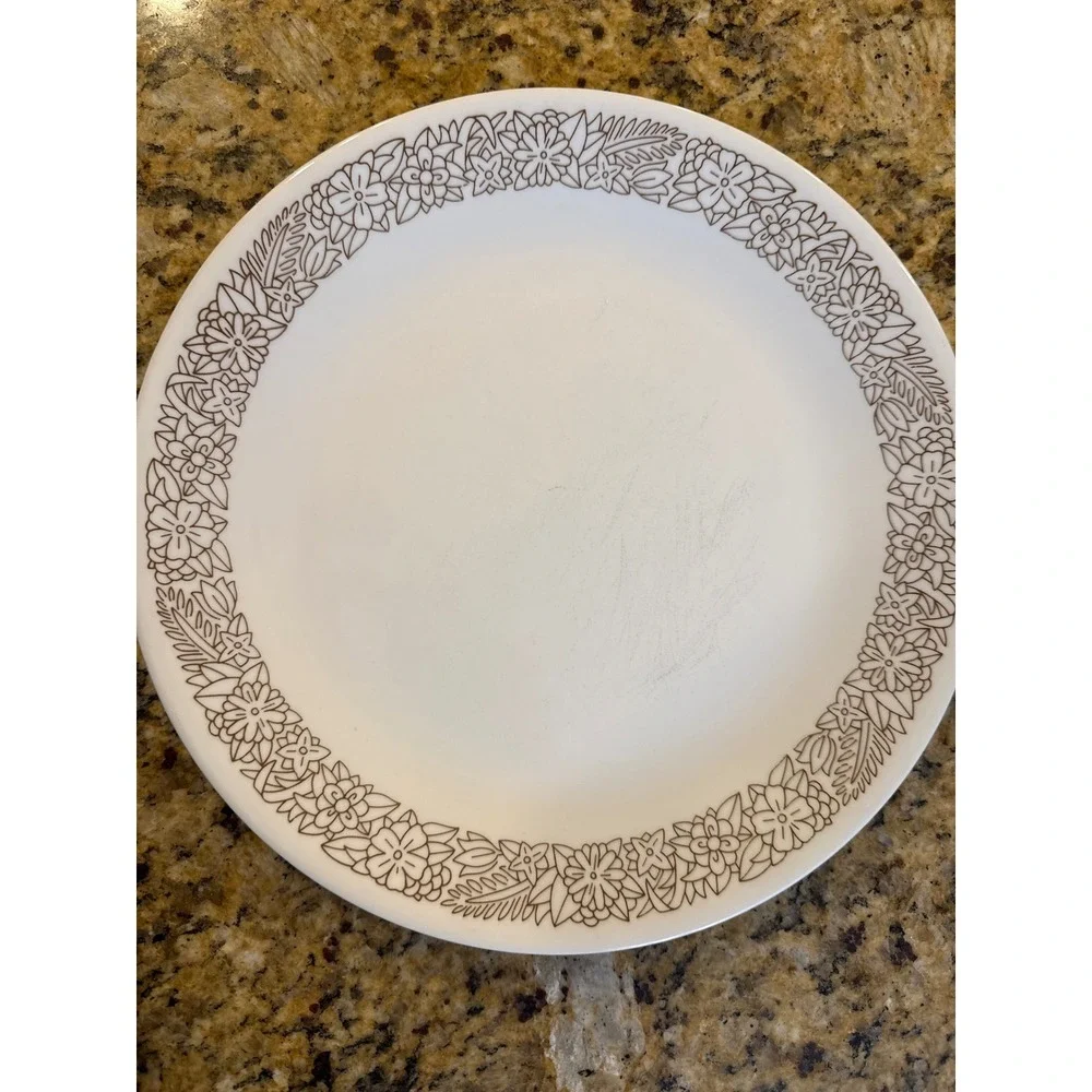 Corelle Autumn Stitch Dinner Plate 10.25